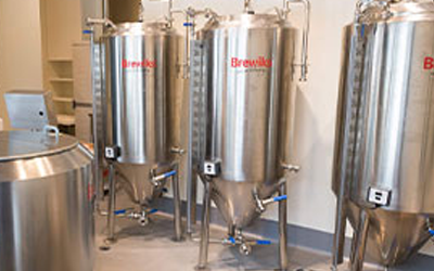 株式会社大鵬・羽田スカイブルーイング